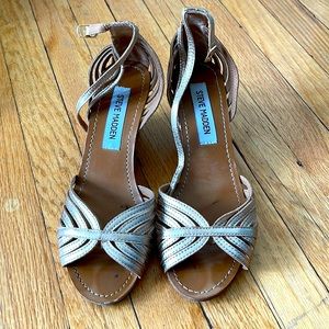 Peep toe sling back heeled sandals